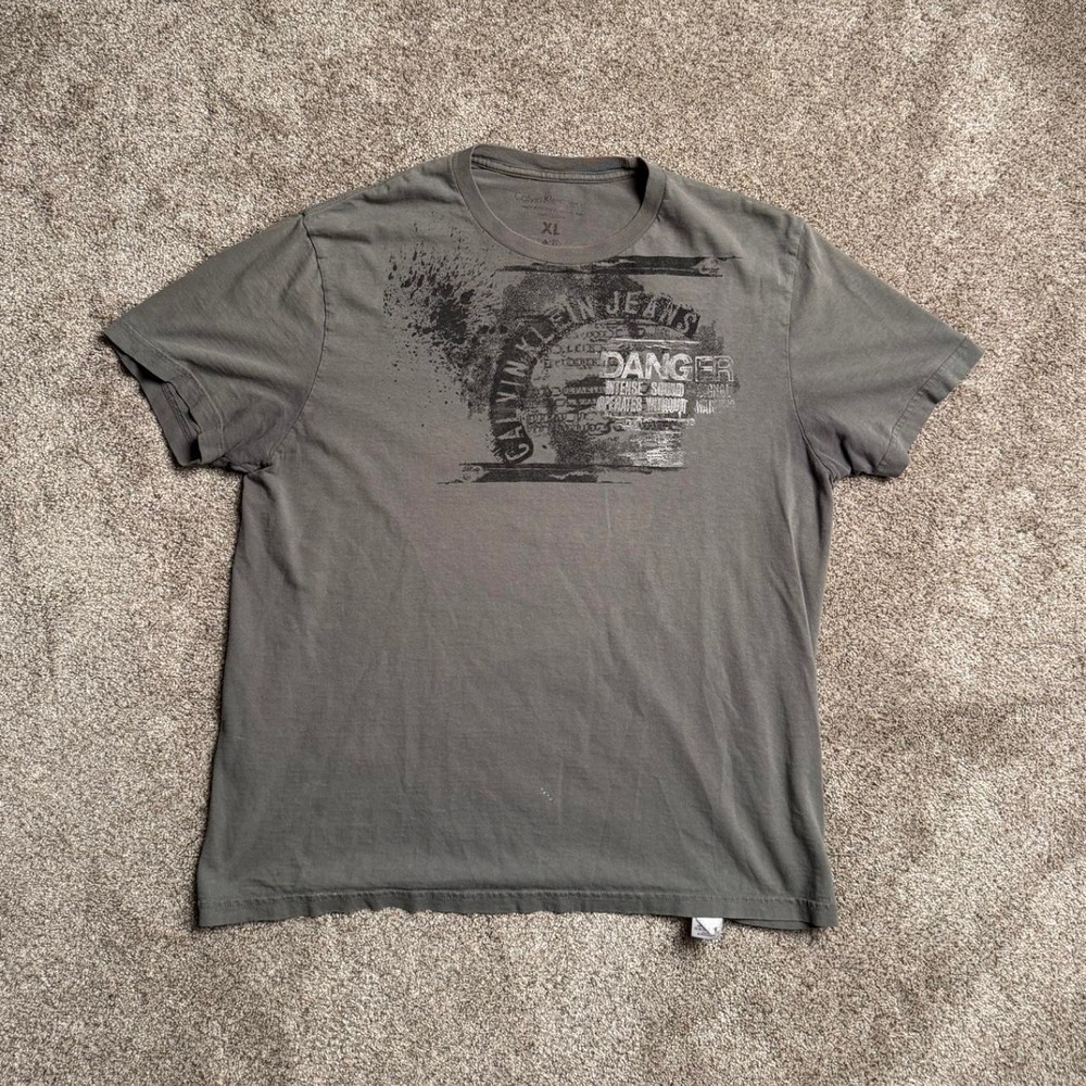 LIGHT GREY CALVIN KLEIN Y2K GRAPHIC TEE
